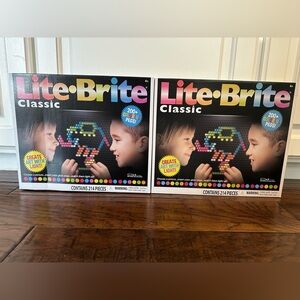(2)Lite-Brite Classic Retro Toy Light Peg Game Create Art Pictures Kids Adults